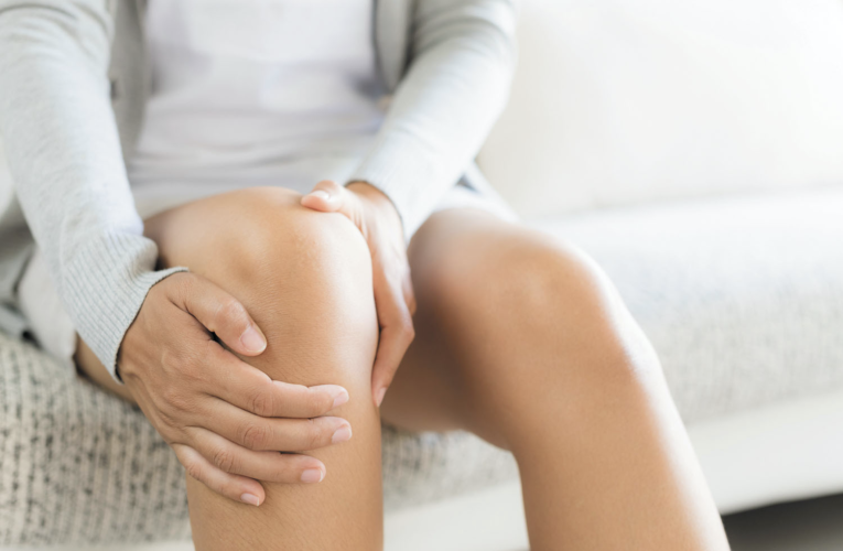 Newcastle What Causes Sudden Knee Pain without Injury?