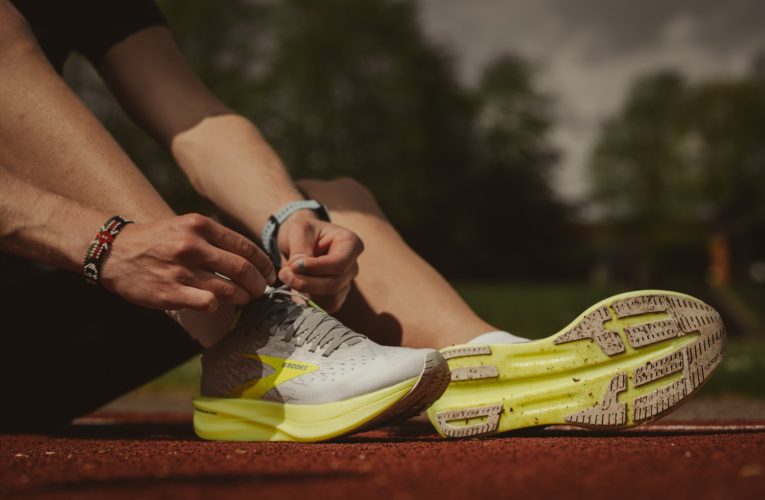 Newcastle: Reduce Pain from Muscle Strain or Injury Faster with Curewave Laser